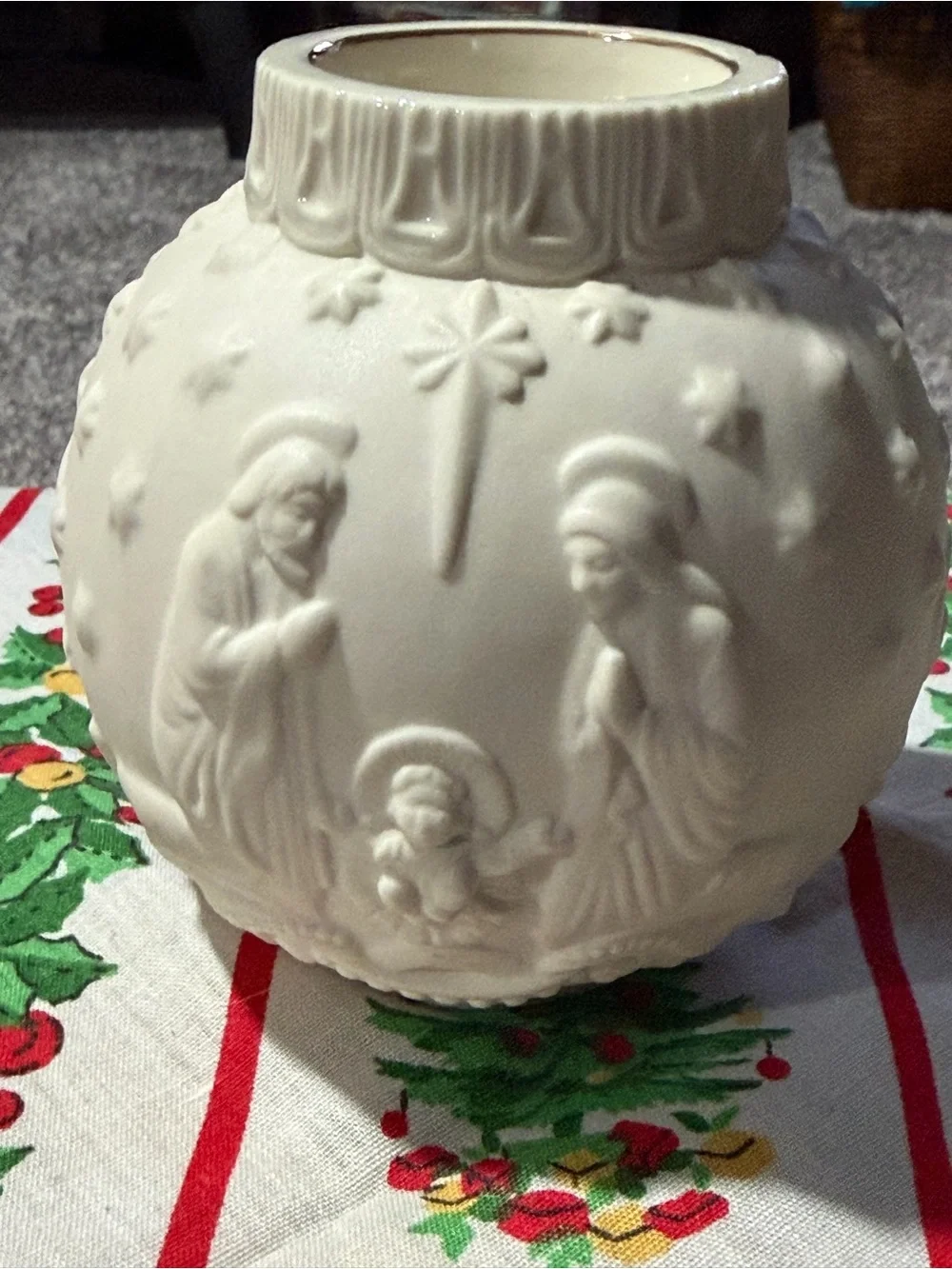 Lenox Classic White Ceramic Nativity Votive – Holiday Home Accent